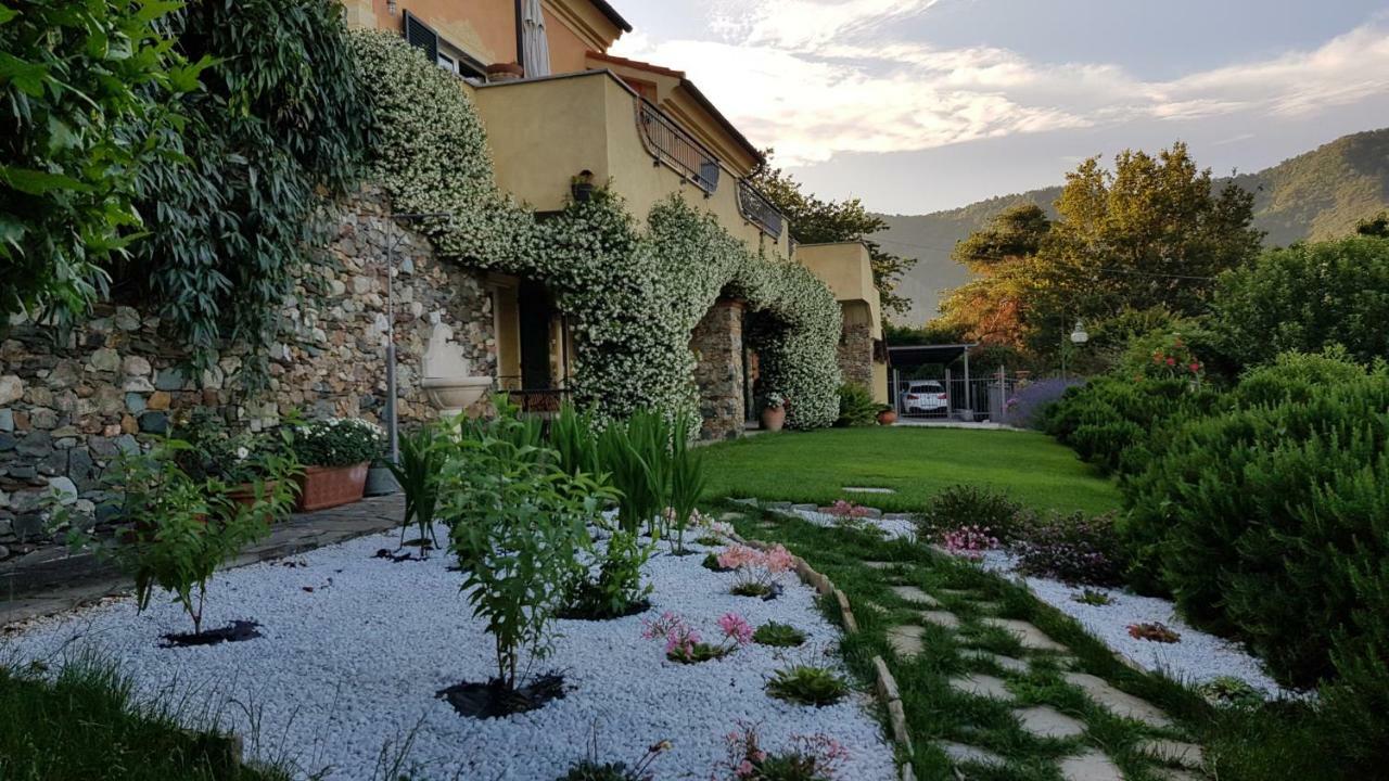 Villa Claudia Quiliano エクステリア 写真